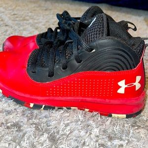 Red and black under armor shoes